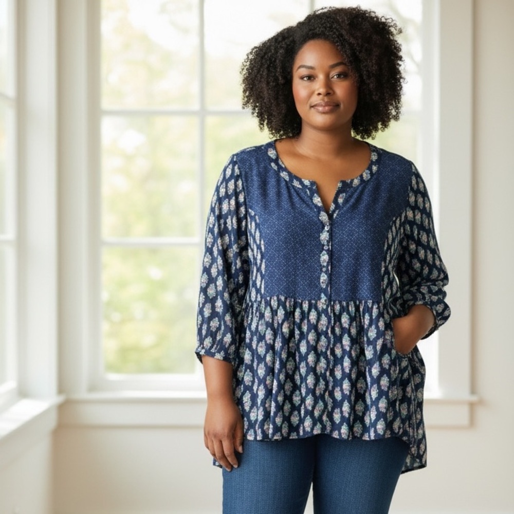 CHELSEA STUDIO | Blue Mixed Media Patterned Tunic | Plus Size 1X 22/24 (2X 3X)